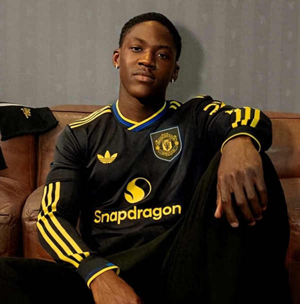 创盈在线 25-26赛季英超联赛已经开打, 这几位球员却连替补出场都没机会